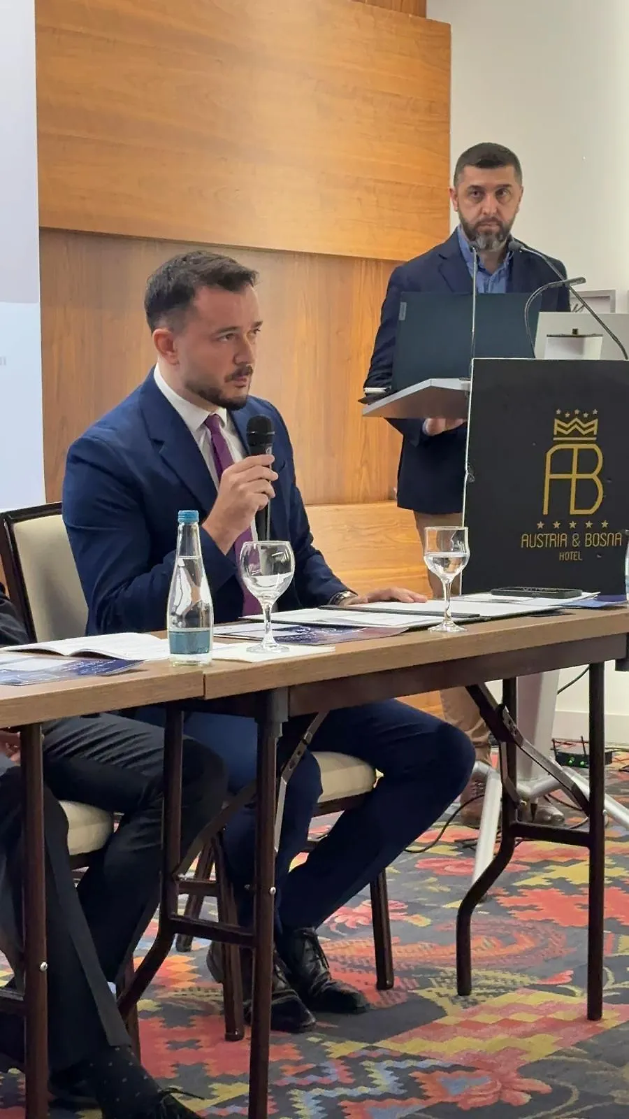 Zamjenik ministra pravde BiH Elvir Mahmuzić sastao se sa amabasadorom Kanade za Mađarsku, Sloveniju i Bosnu i Hercegovinu NJ.E. Francois Lafreniere