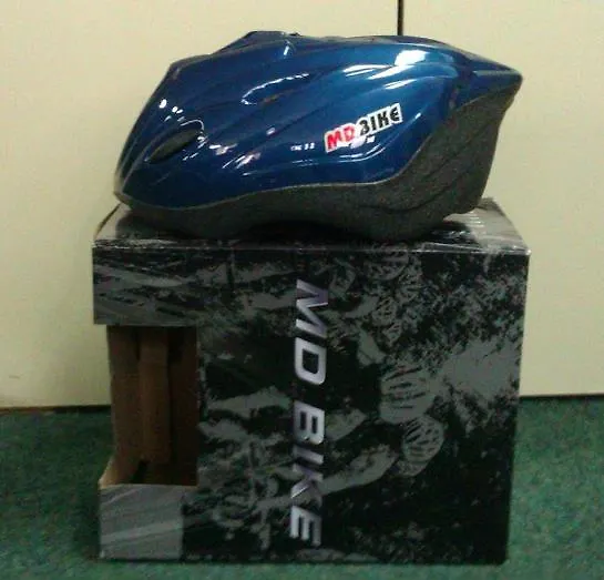 Biciklistička kaciga MD Bike SB-111