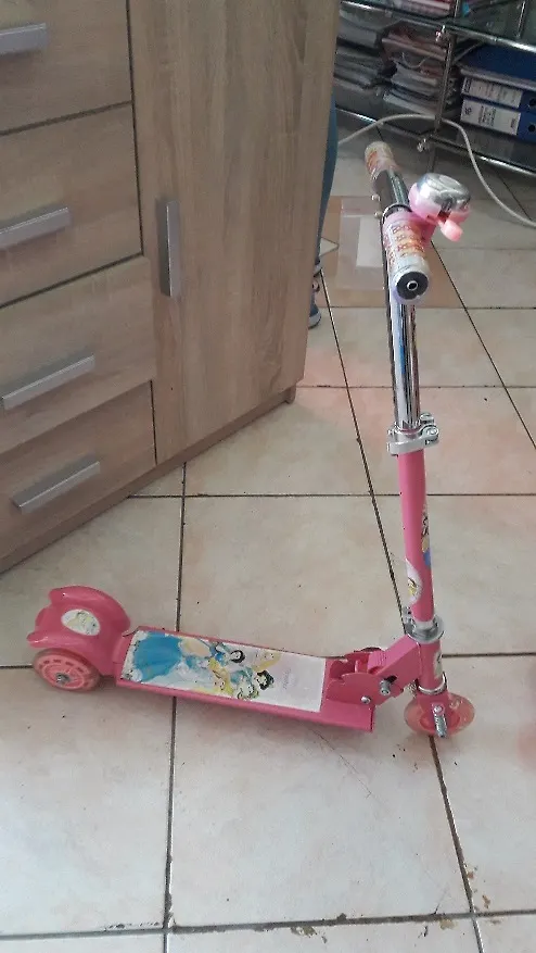 Trotinet DJ-06255