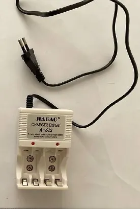Punjač za baterije JIABAO A-612
