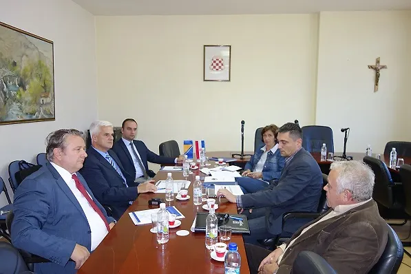 Галерија 1