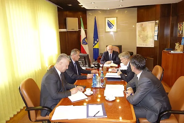 Галерија 1