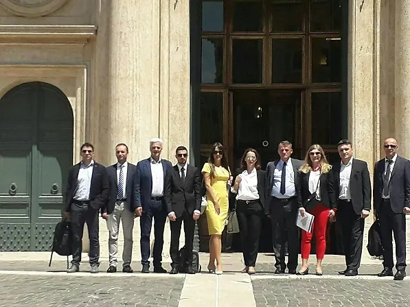 Галерија 1