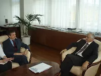 Chairman of Council of Ministers Receives Canadian Ambassador