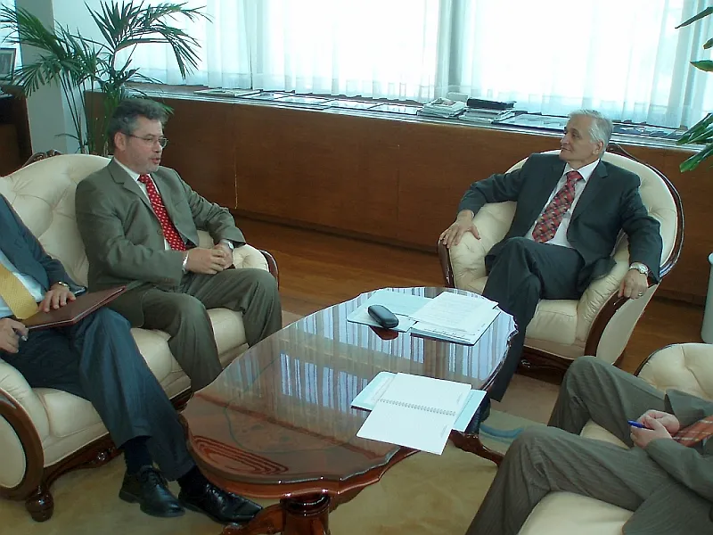 Chairman of the Council of Ministers of B-H Receives Hungarian Ambassador