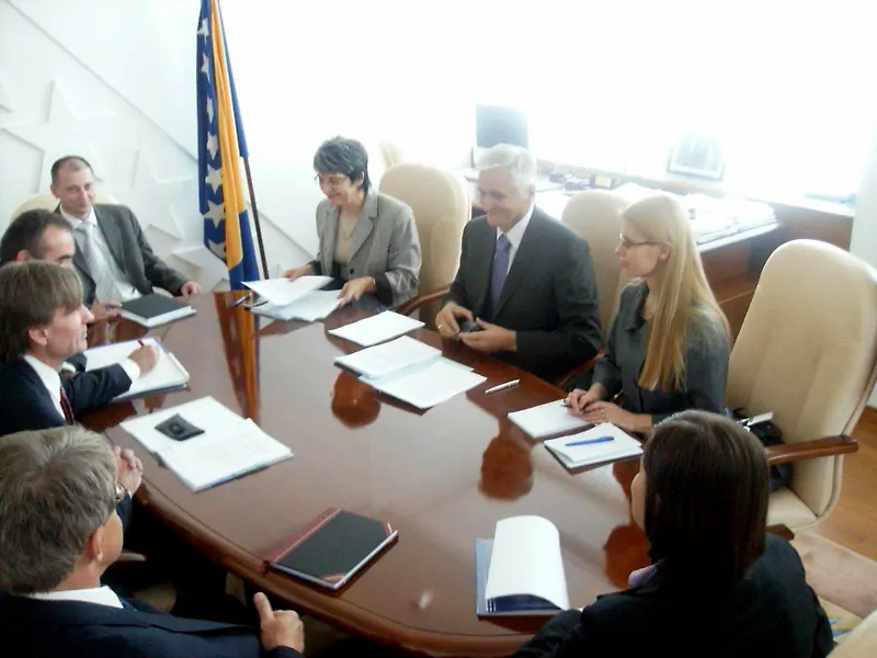 Chairman of the Council of Ministers Receives IMF Delegation