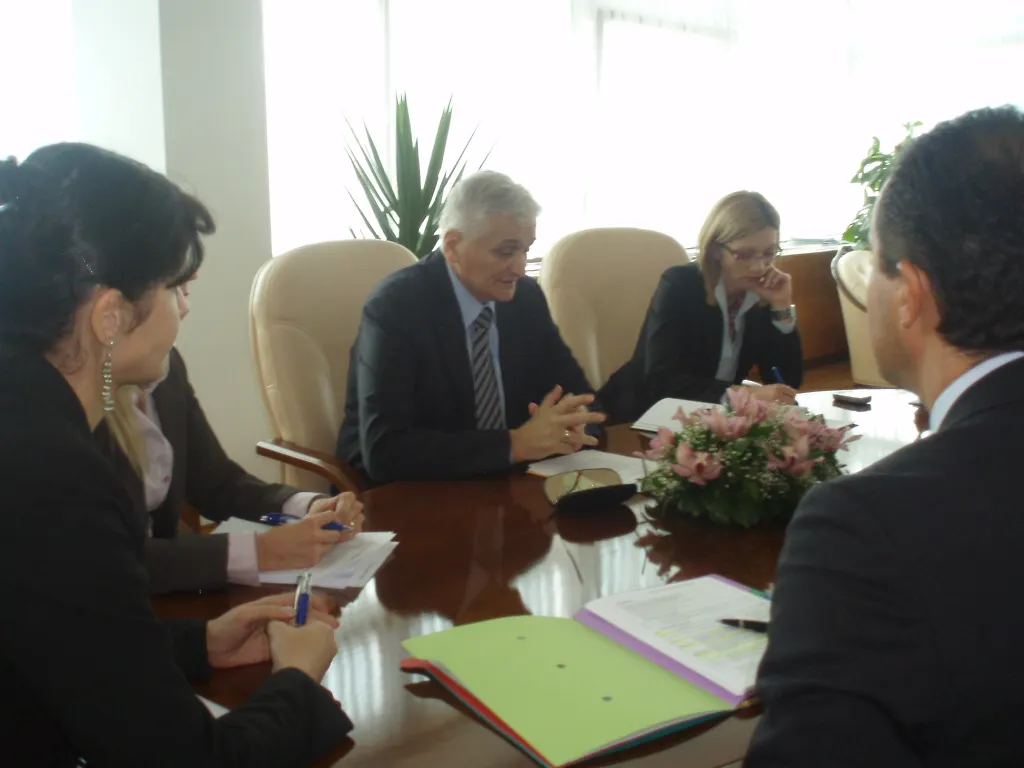 Chairman of Council of Ministers Receives EC Representatives

