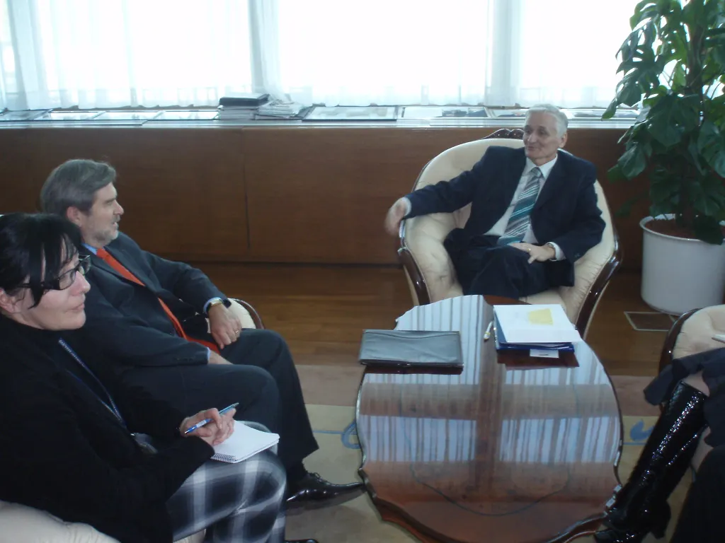 Chairman of Council of Ministers of B-H Talks with Ambassador of USA

