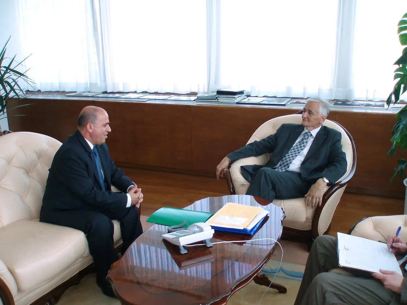 Predsjedavajući Vijeća  ministara BiH primio  makedonskog ambasadora