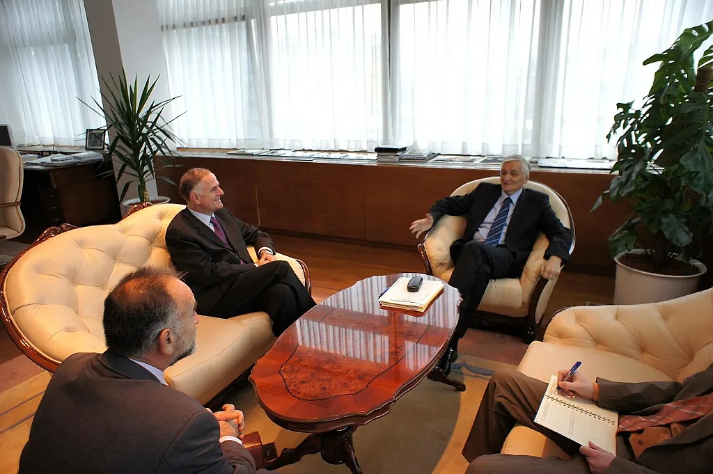 Predsjedatelj Vijeća ministara BiH primio veleposlanika Crne Gore