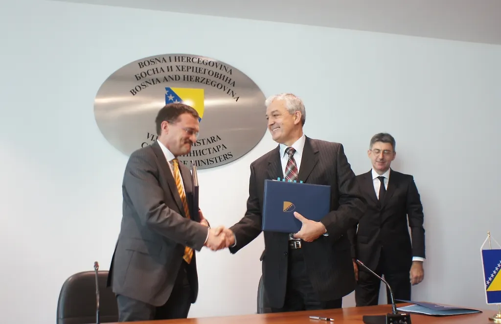 БиХ-СРЊ:Потписан споразум о финансијској сарадњи за 2009. у износу 120 милиона евра