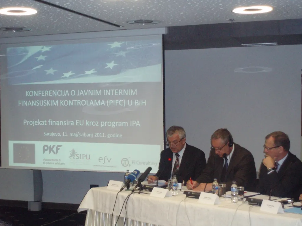 Министар Вранкић отворио  Конференцију о јавној интерној финансијској контроли