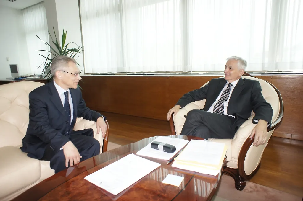 Predsjedatelj  Vijeća  ministara BiH primio veleposlanika Ruske Federacije
