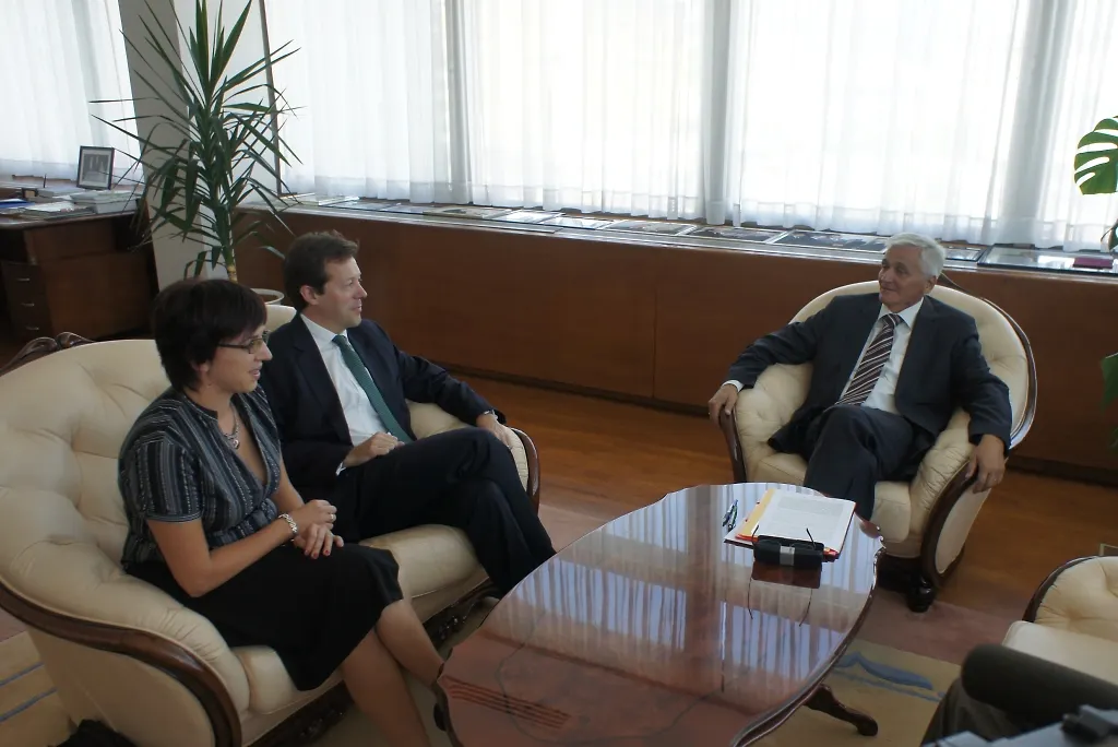 Chairman of CM of B-H Receives British Ambassador