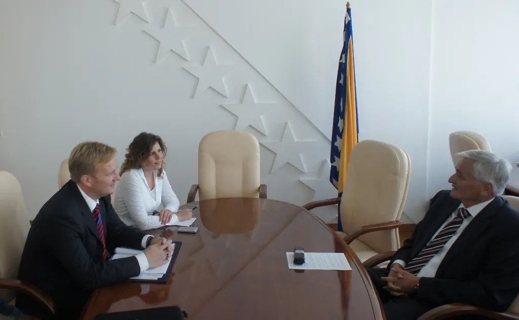 Chairman of CM of B-H Receives Ambassador Peter Sorensen