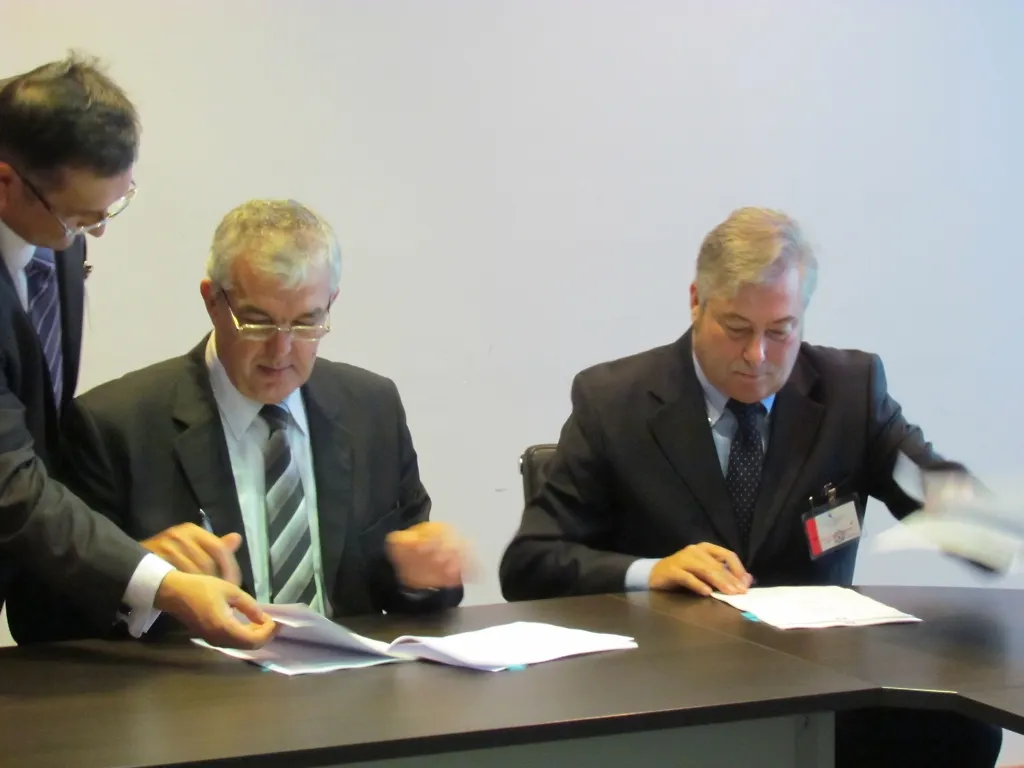 Ministar Vrankić i šef Ureda EBRD-a potpisali  Ugovor za realizaciju Projekta gradskih prometnica u Sarajevu 