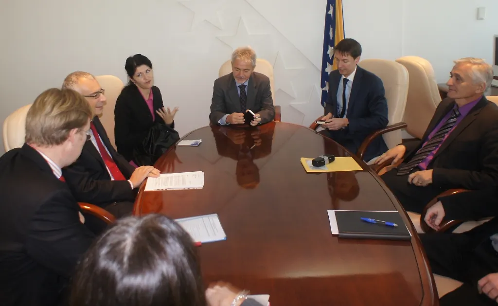 Chairman of Council of Ministers of BIH talks with Director General of EU DG for Enlargement