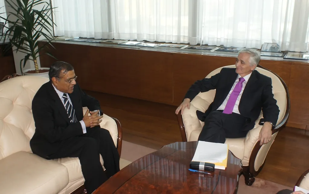 Chairman of Council of Ministers of BIH Receives Ambassador of Republic of India