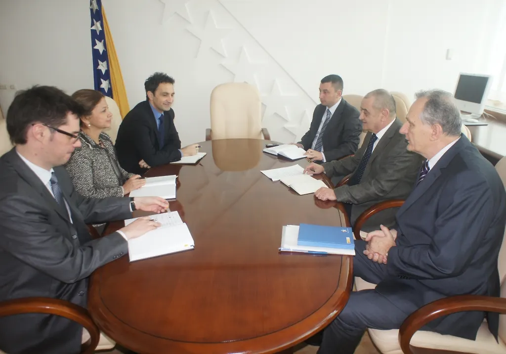 Meeting Bevanda – Abreu: To Develop Partnership Relations between BIH and WB