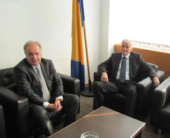 Minister Špirić Receives Ambassador of Serbia

