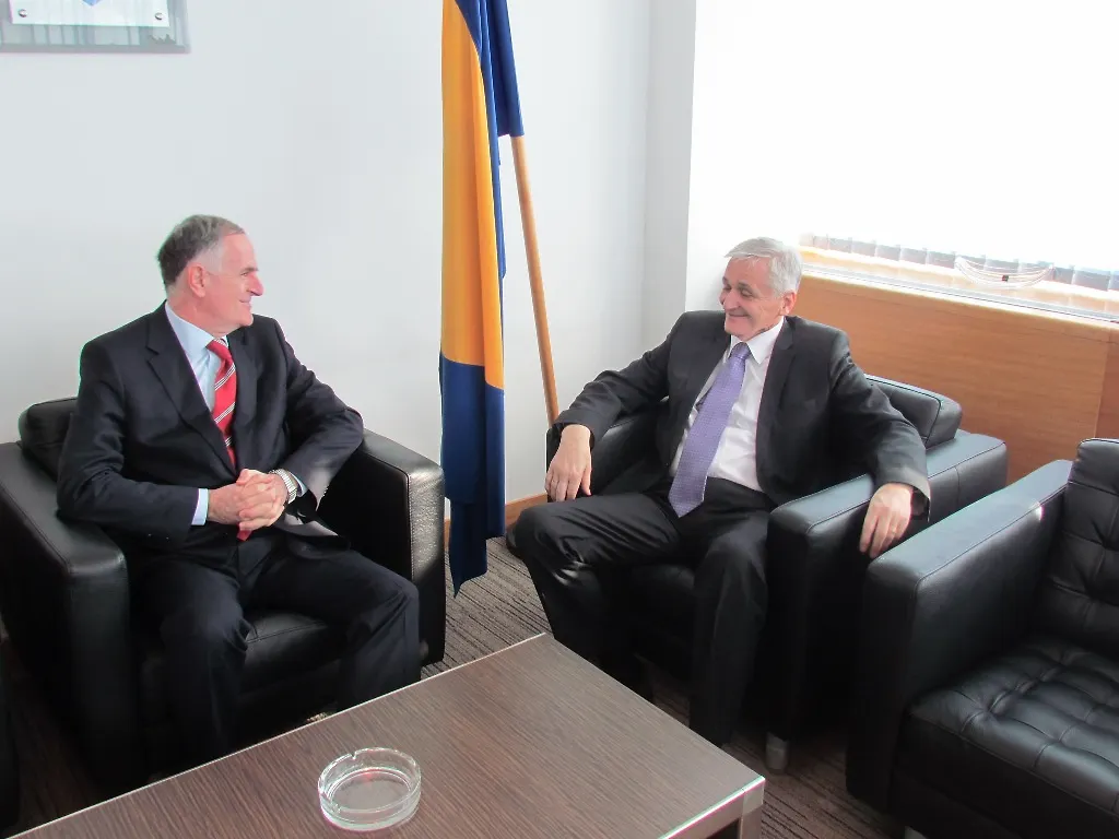 Susret ministra finansija BiH i ambasadora Crne Gore