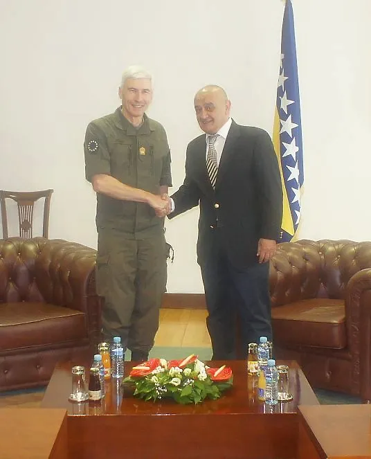Chairman Bevanda Talks with EUFOR Commander Major General Brieger