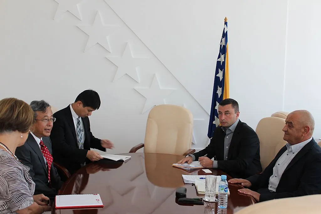 Chairman of Council of Ministers of BIH Receives Japanese Ambassador