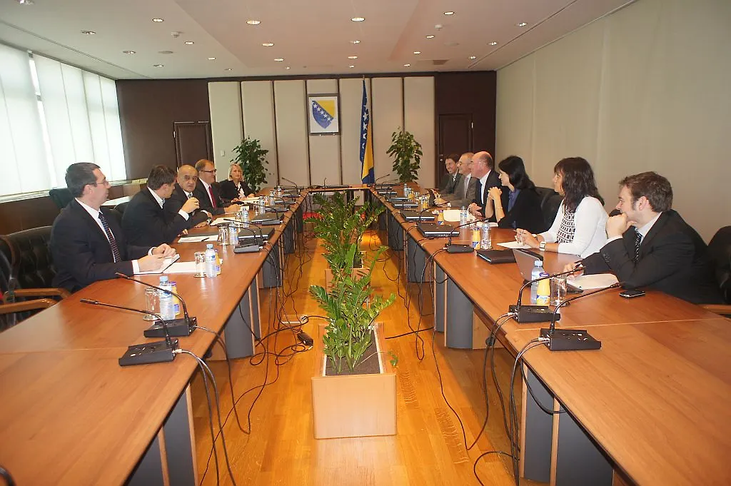 Chairman of Council of Ministers of BIH Vjekoslav Bevanad and Head of Eurostat: Congratulations to  Council of Ministers of BIH and its Chairman for Prearrangements for Census of Population in BIH

