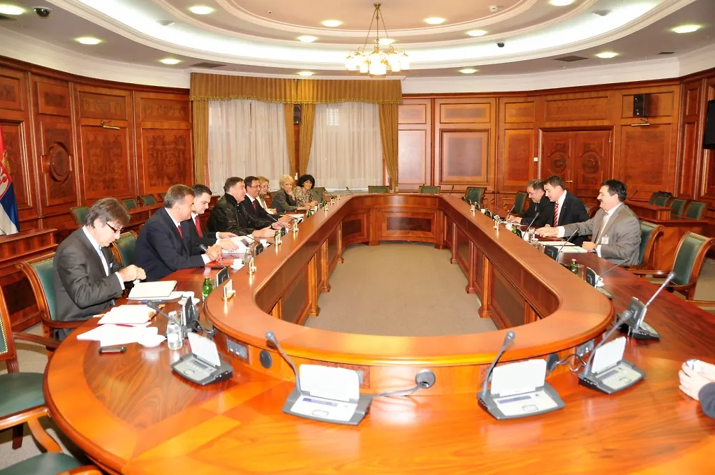 Министри Д.Хаџић и М.Мркоњић разговарали о сарадњи у ваздушном  саобраћају

