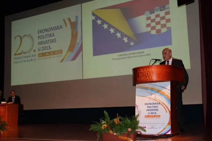 Chairman Bevanda at 20th Traditional Counselling of Economists 