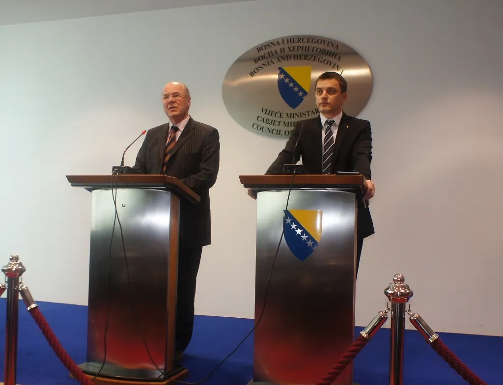 Hadžić and Eveaers on Preparations for Census (AUDIO)