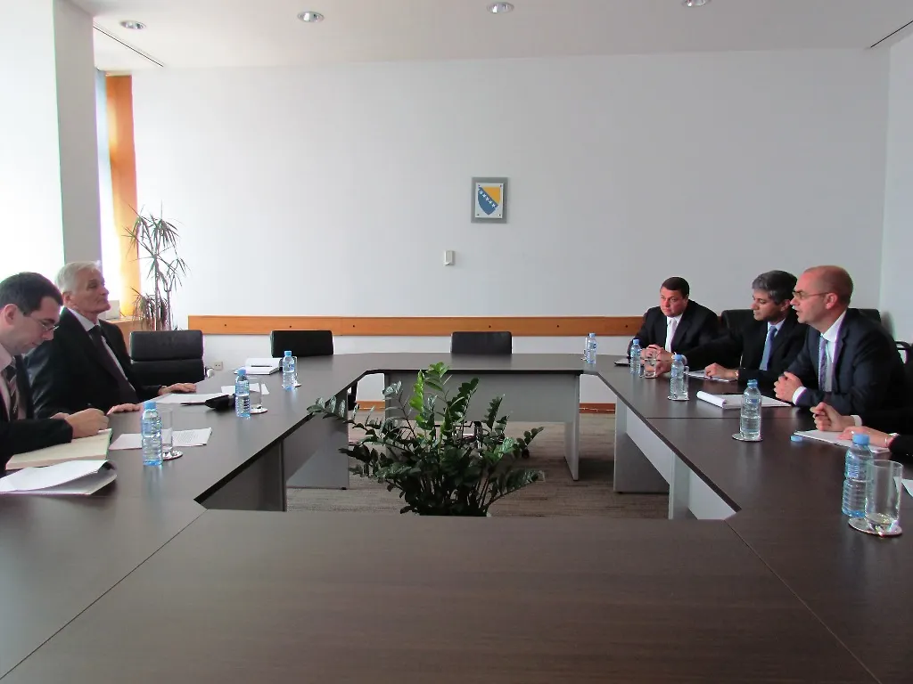 Minister Špirić Talks With IMF Delegation on Obligations from Stand-By Arrangement 