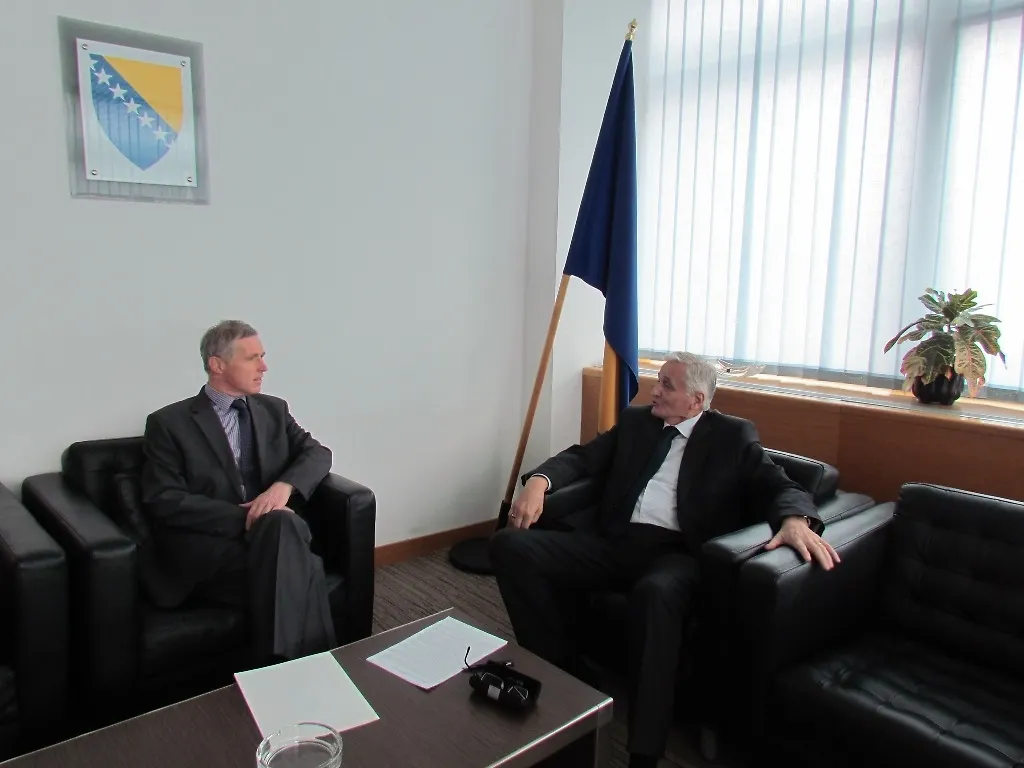 Министар Шпирић примио амбасадора Словеније у БиХ 