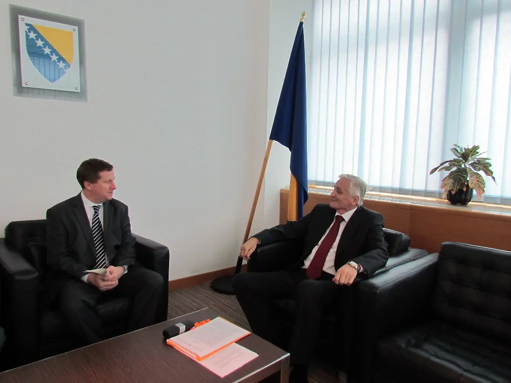 Министар Шпирић разговарао са амбасадором Чешке у БиХ 