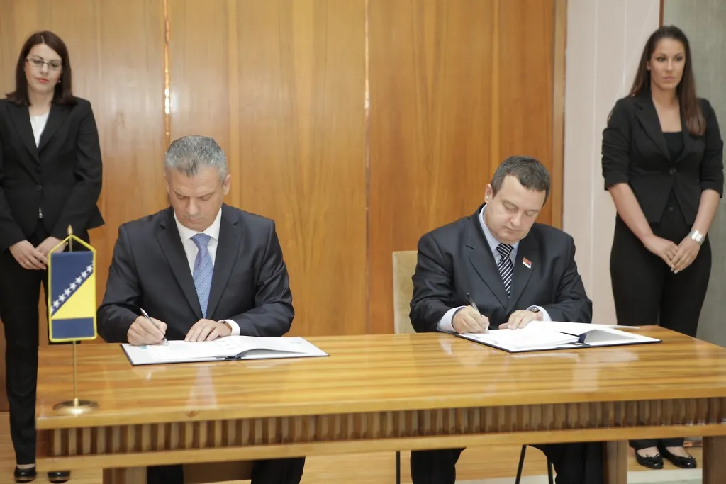 Daćić and Radončić Sign Agreement