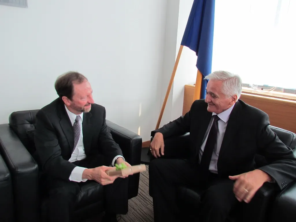 Министар Шпирић примио у опроштајну посјету амбасадора САД-а у БиХ