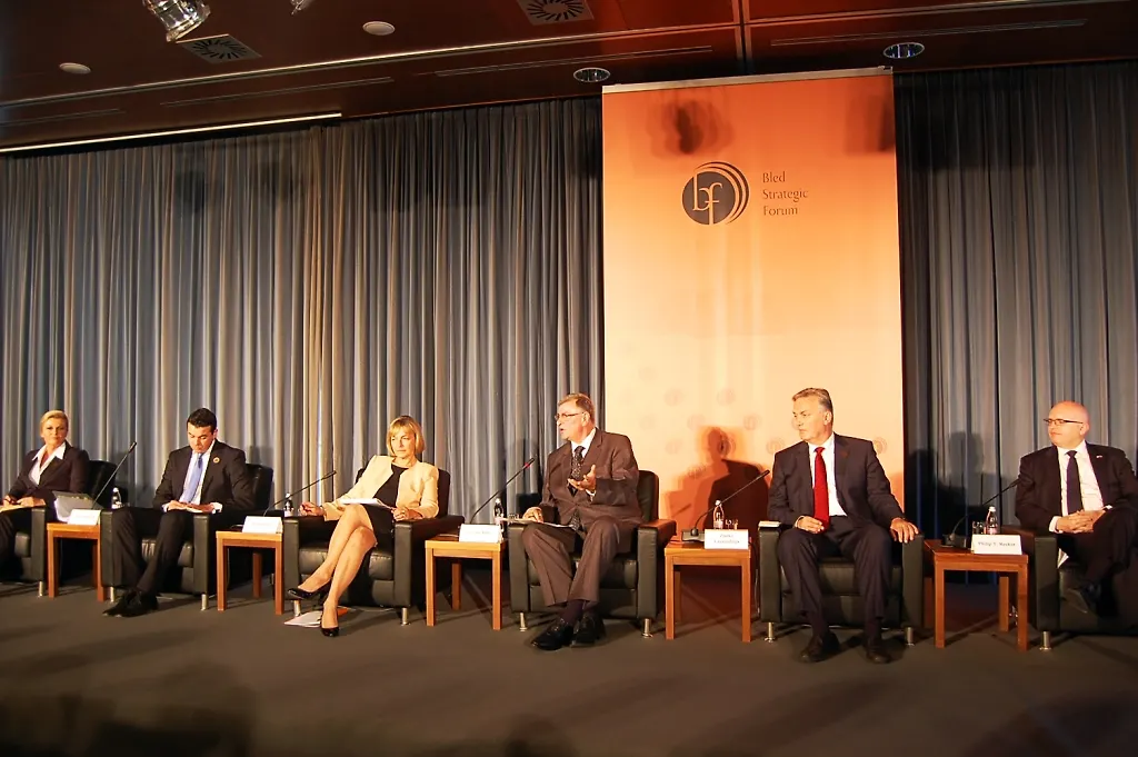 Ministar Lagumdžija učestvovao u radu Strateškog foruma Bled 2013 