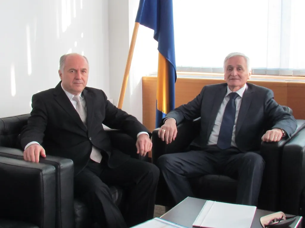 Minister Špirić Receives High Representative Valentin Inzko