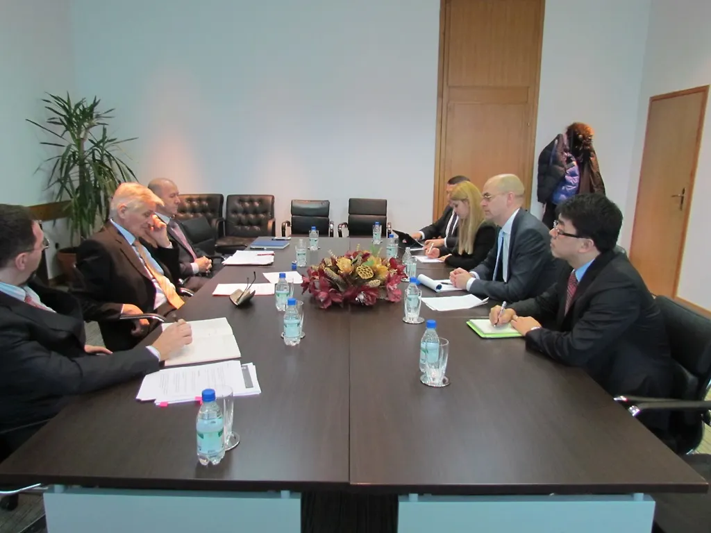 Minister Špirić Talks with IMF Delegation on Stand-By Arrangement Realisation
