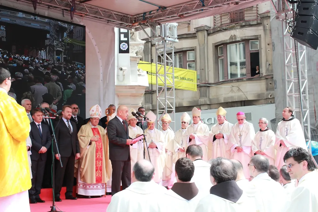 Предсједавајући  СМБиХ Вјекослав Беванда: Има ли БиХ пуно пријатеља као што су били Иван Павле II и Света Столица