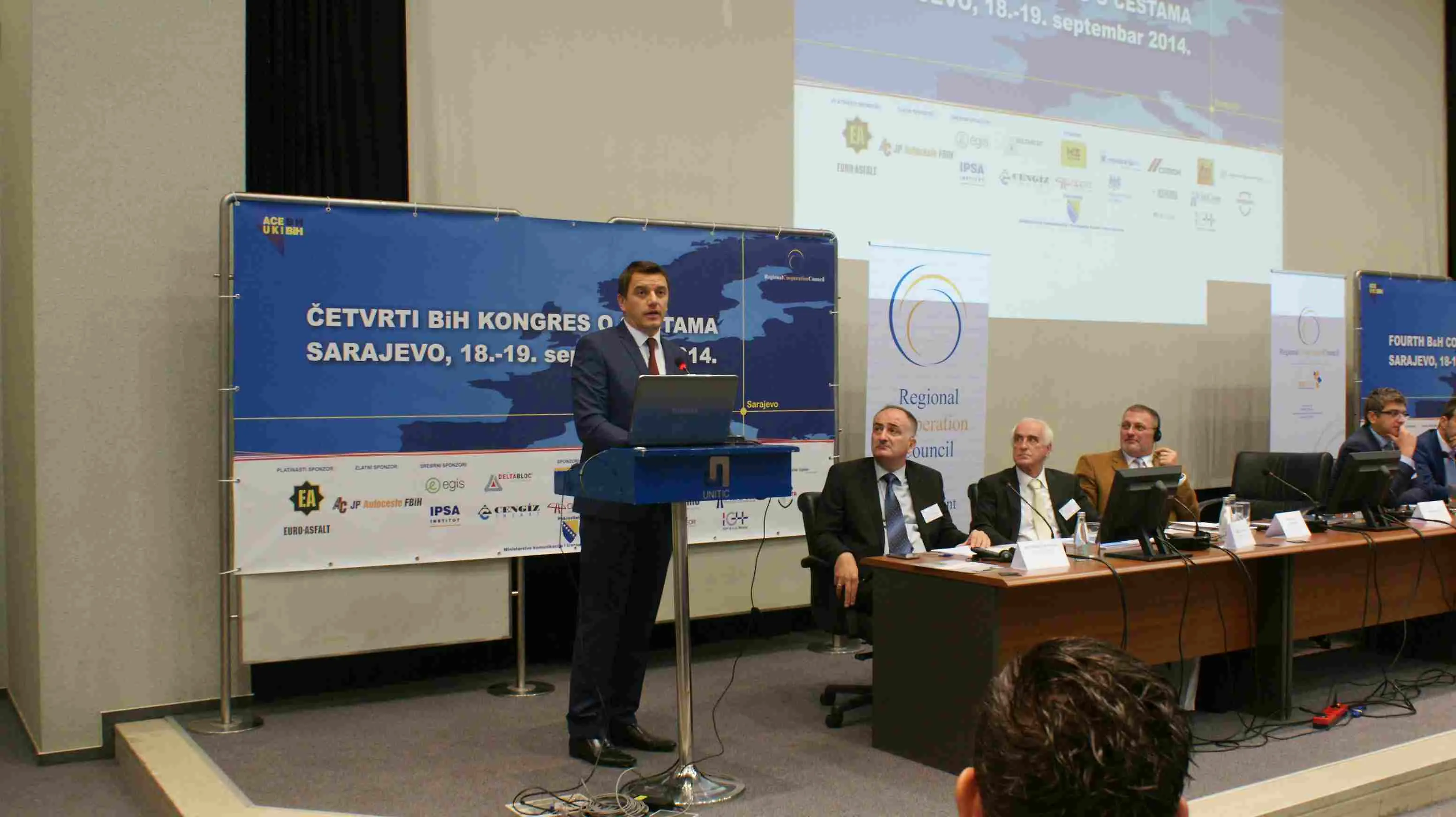 Ministar komunikacija i prometa BiH Damir Hadžić otvorio Četvrti BiH kongres o cestama: Gradili smo intenzivno i u promet pustili sve što smo planirali