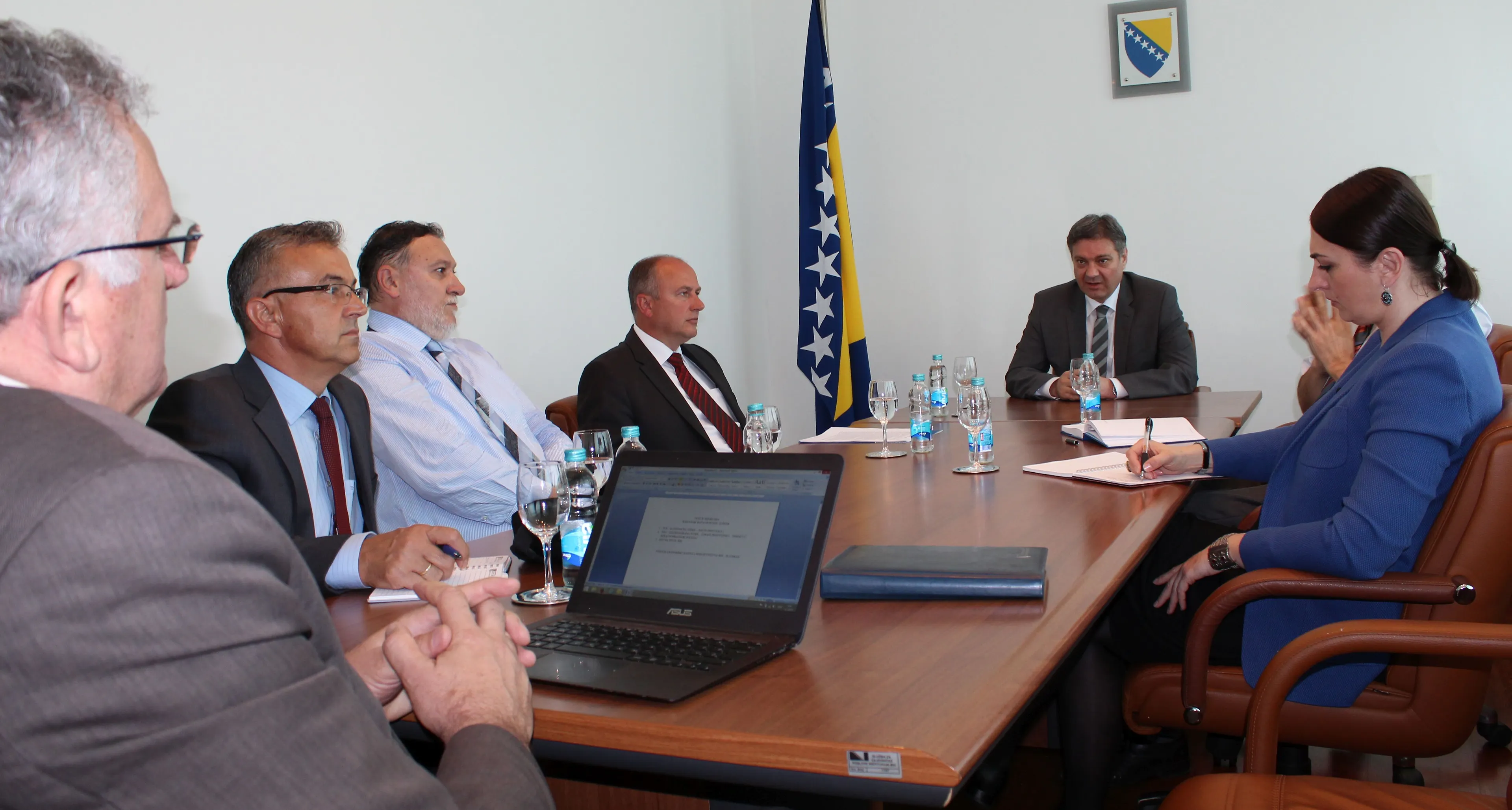 Employers’ and Foreign Trade Chamber Representatives in Meeting with Zvizdić
