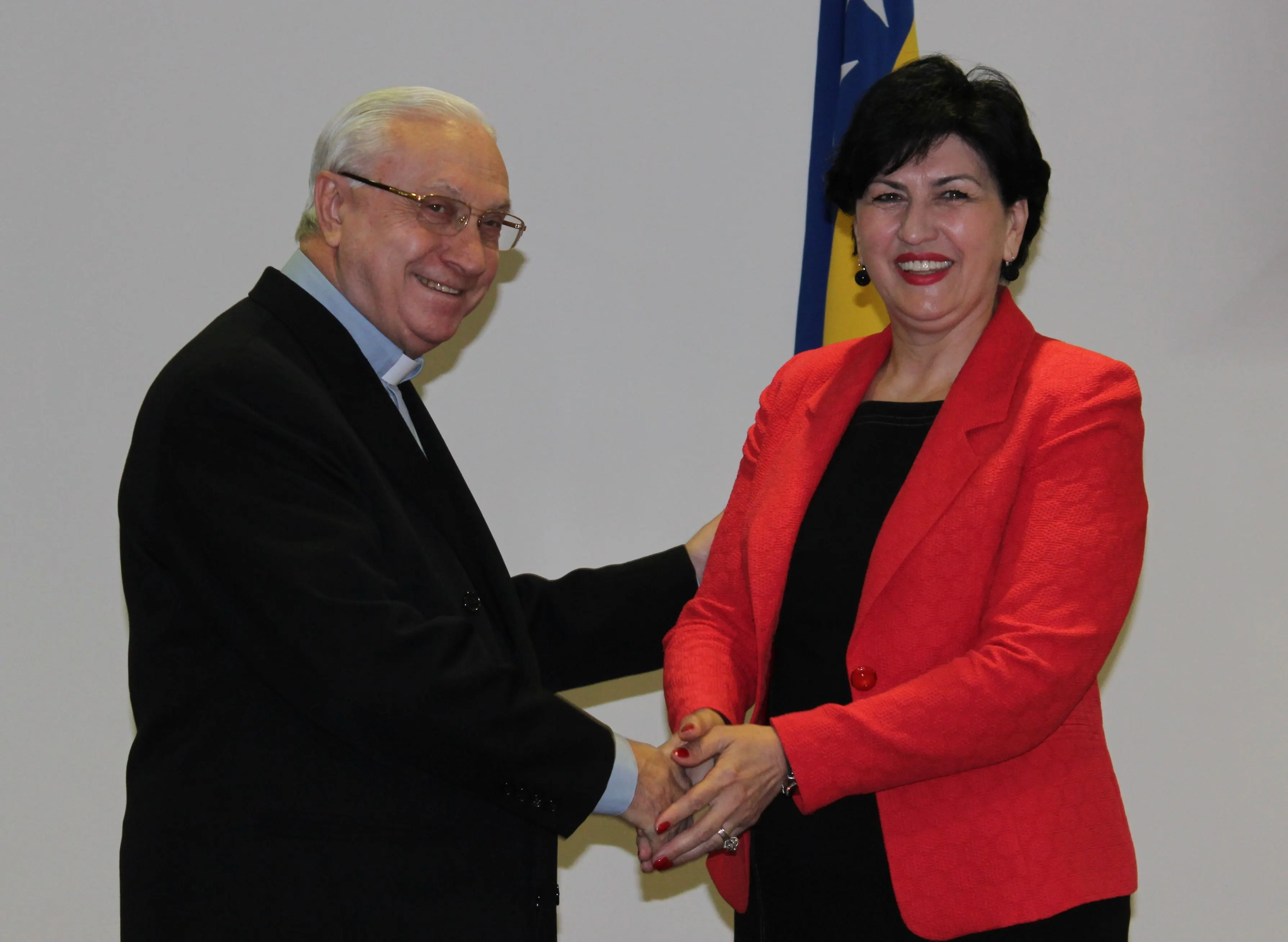 Borovac – Pezzuto: Riješiti pitanje reguliranja vjerskih praznika