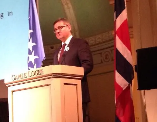 Обраћање предсједавајућег Звиздића у Ослу на обиљежавању 20. годишњице геноцида у Сребреници