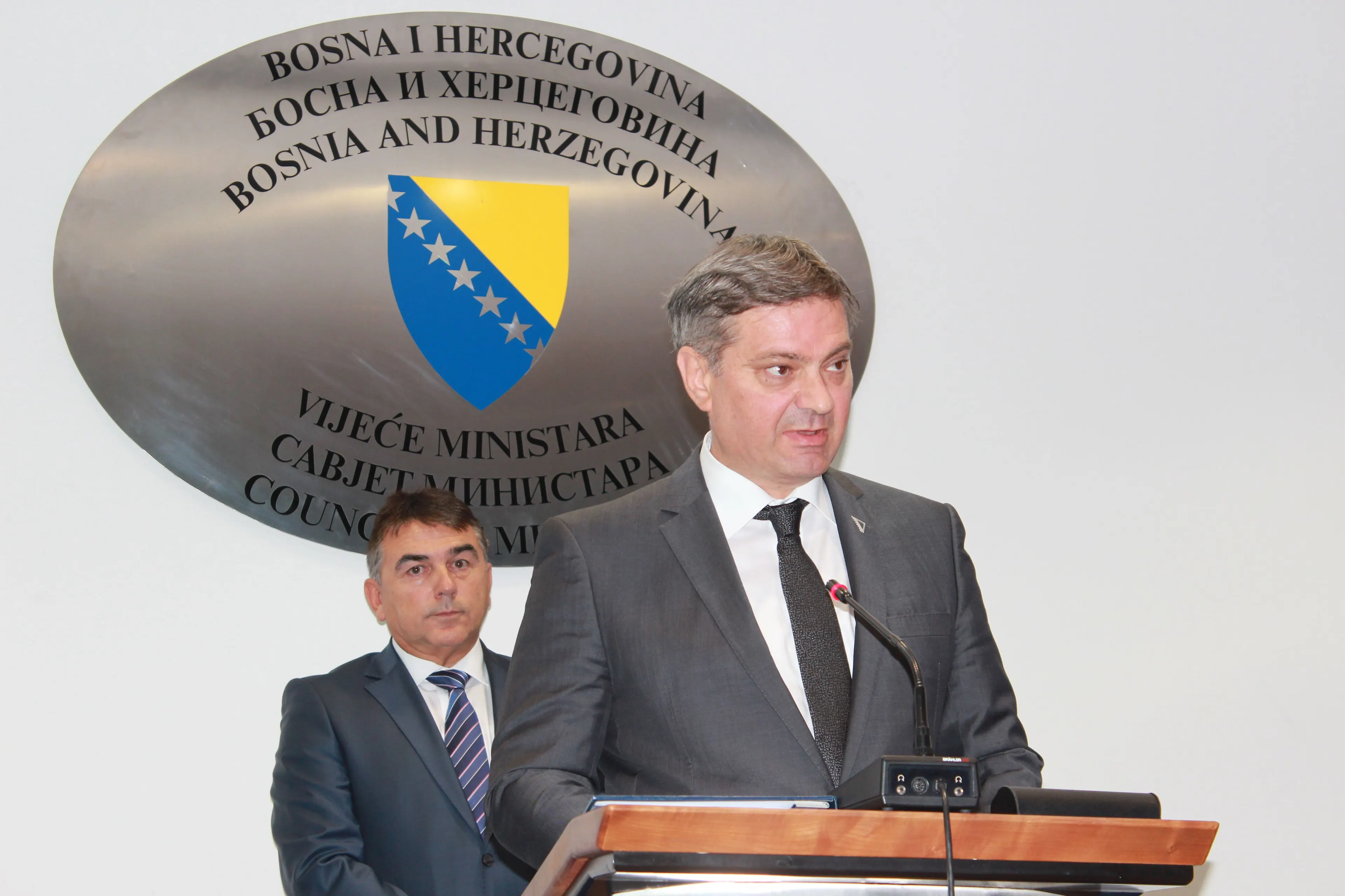 Konferencija za novinare predsjedatelja VM BiH dr. Denisa Zvizdića i glavnog tužioca Tužilaštva BiH Gorana Salihovića (AUDIO)