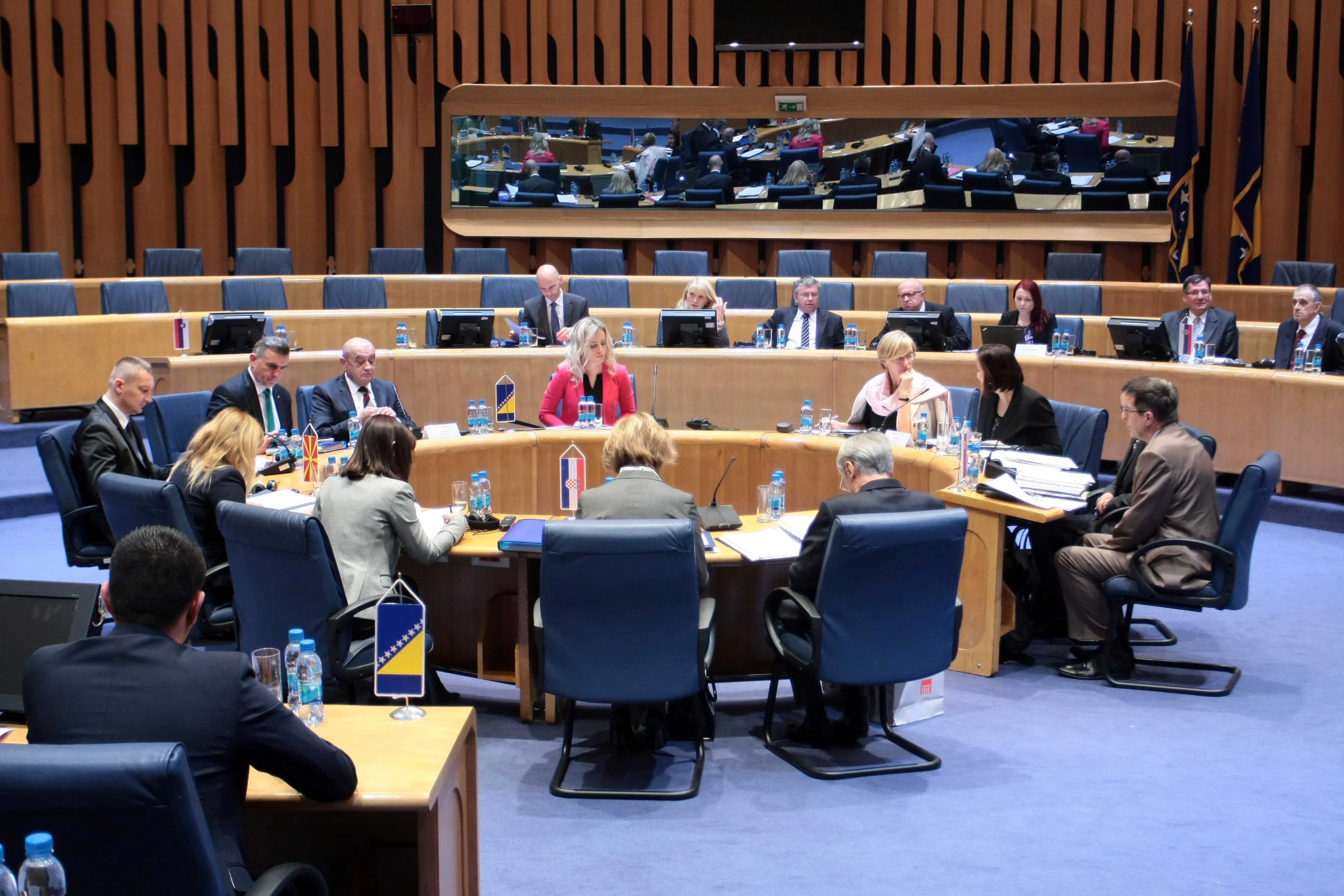 Pitanje sukcesije pomaknuti s mrtve tačke