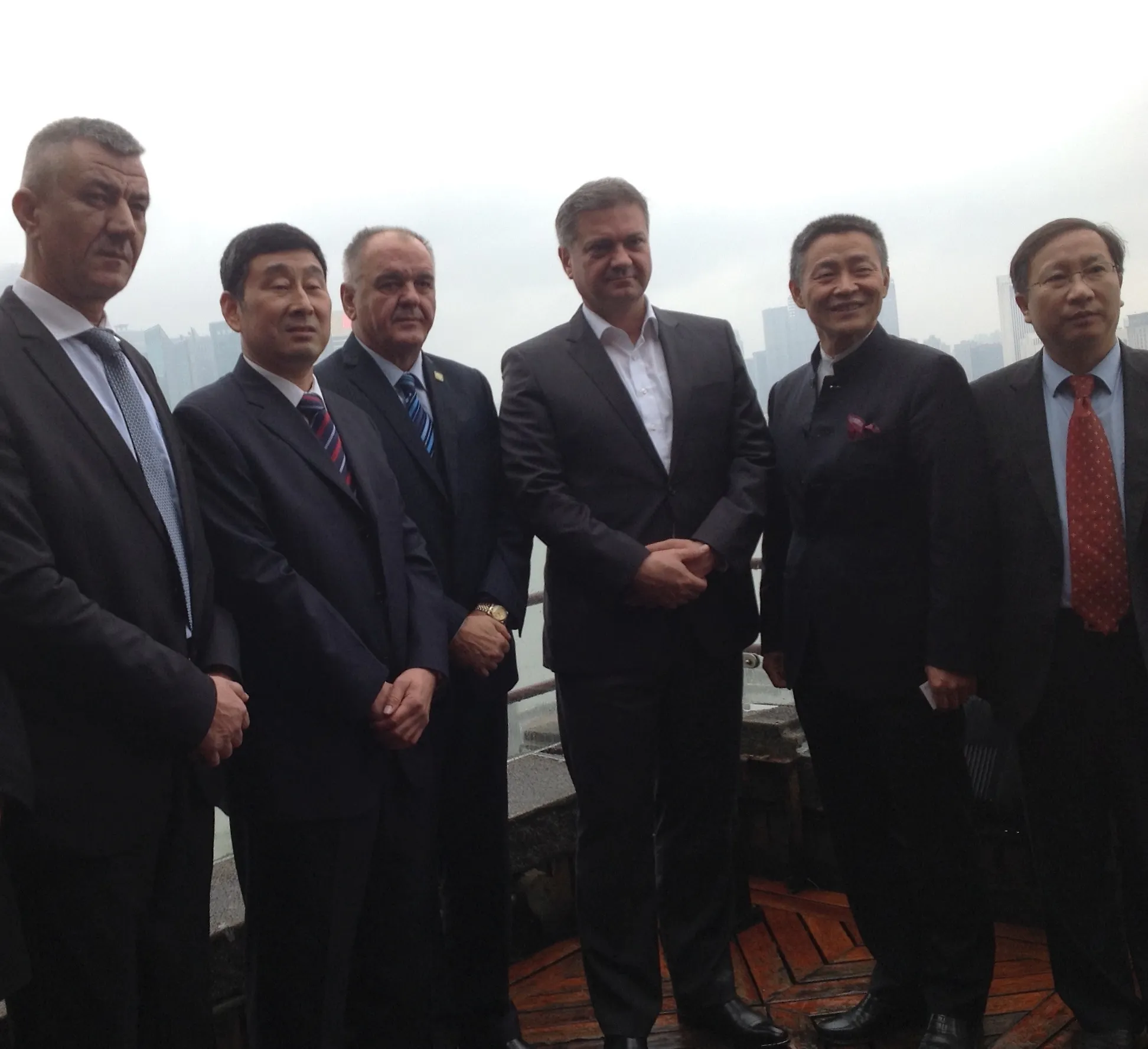 Zvizdić u NR Kini: BiH želi ojačati svoj energetski sustav