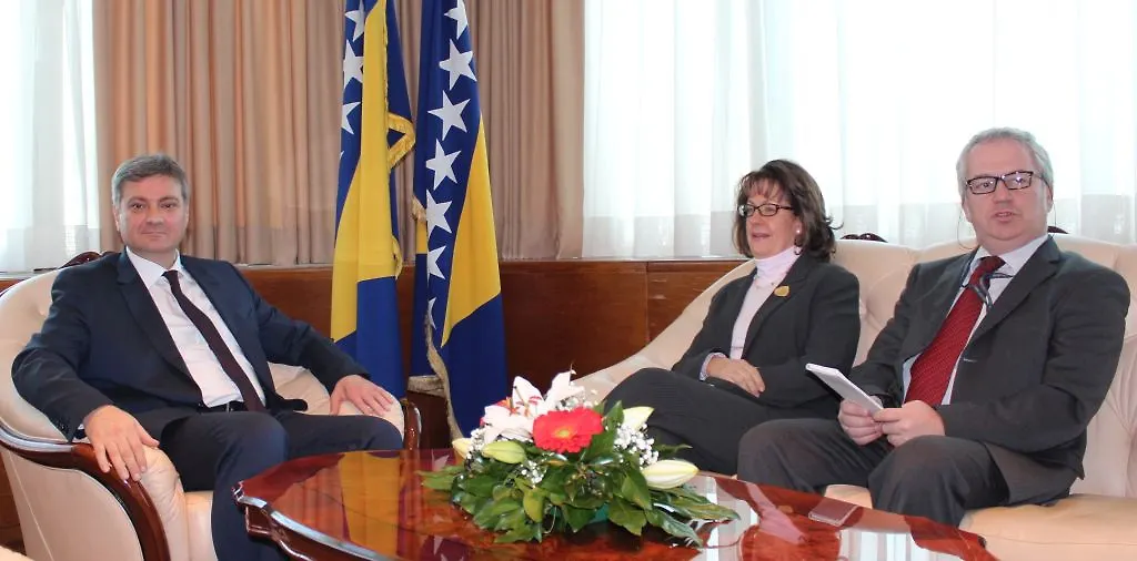 Chairman Zvizdić Meets with US Ambassador