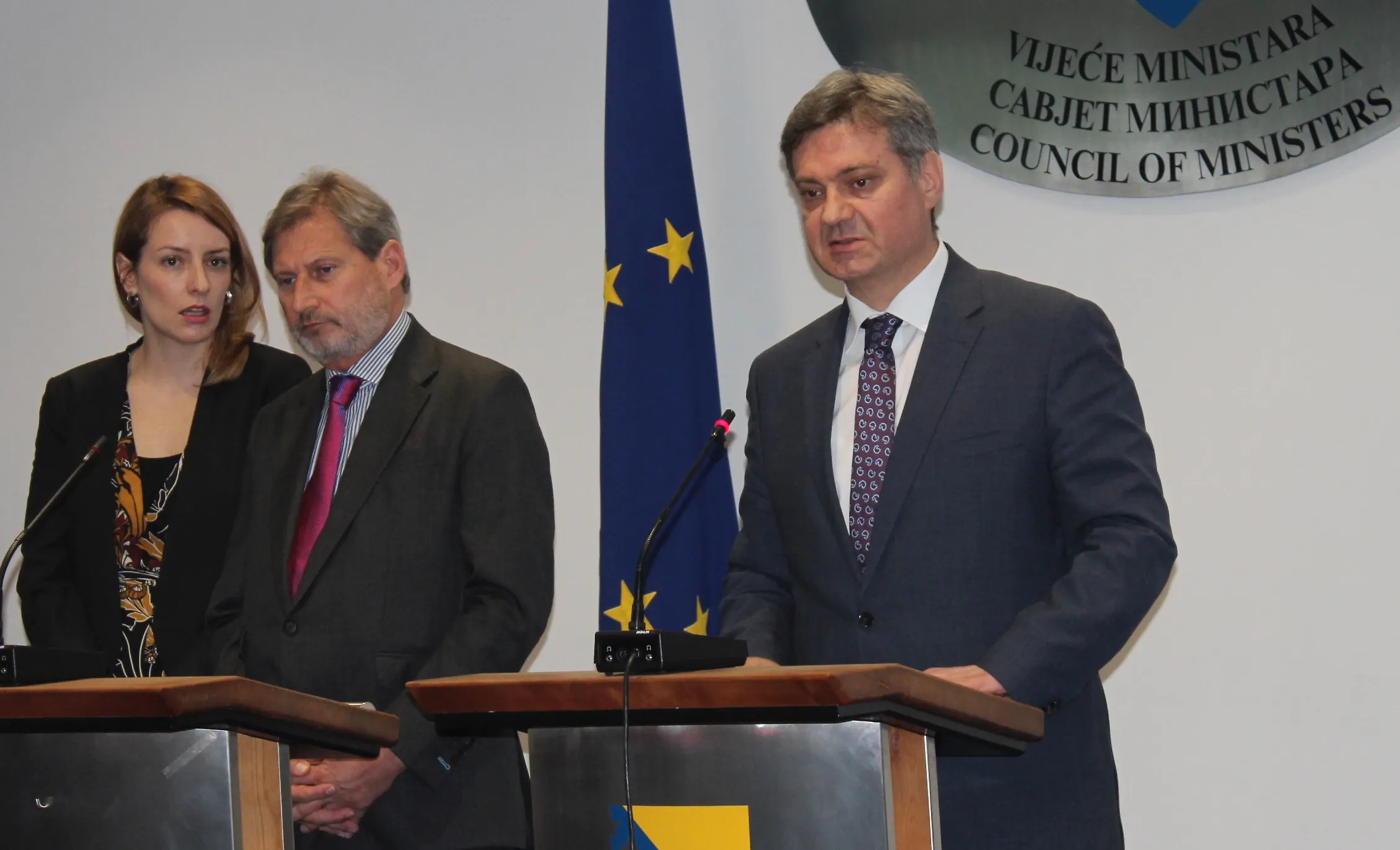 Konferencija za novinare predsjedavajućeg Zvizdića i komesara Hahna (AUDIO)