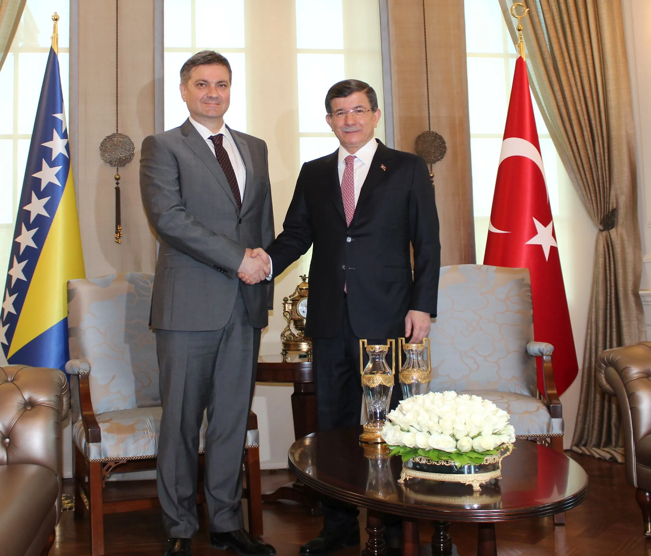 Zvizdić – Davutoglu: Jačati saradnju na svim poljima i uložiti dodatni napor na povećanju investicija (AUDIO+VIDEO)